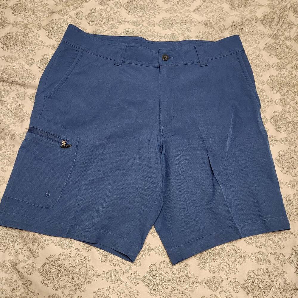 Magellan Outdoors Fish Gear Blue Water-Repellent Cargo Shorts